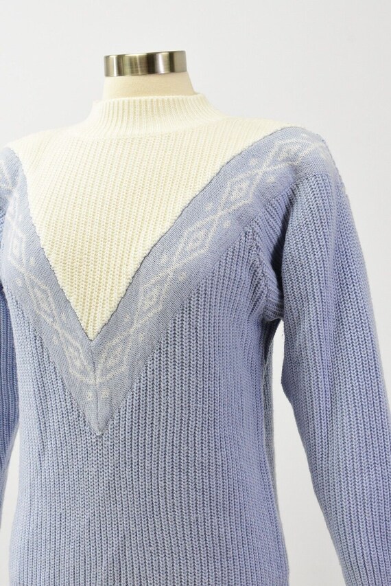 80s Vintage Women's S Mock Neck Sweater Blue & Wh… - image 6
