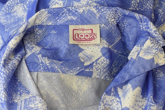 70s Vintage Women's 6 Blue Floral Print Shirt Dre… - image 9