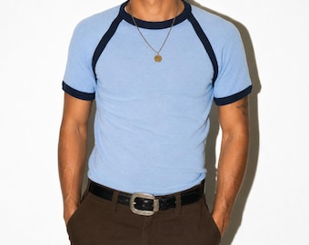 Camiseta vintage de manga corta con ribete raglán estilo años 70 para hombre, talla S, azul marino, con detalles en contraste.