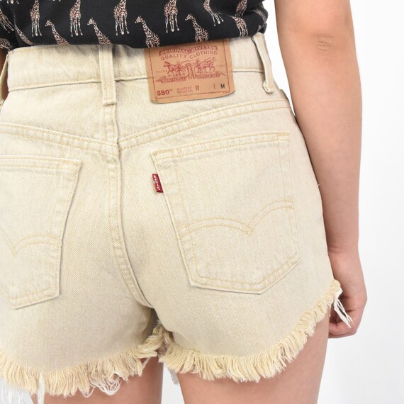 Vintage Womens Levis 550 High Waist Shorts Beige … - image 5