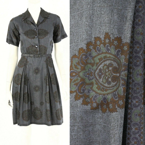 50s Vintage Gray Medallion Print Shirt Dress Shea… - image 1