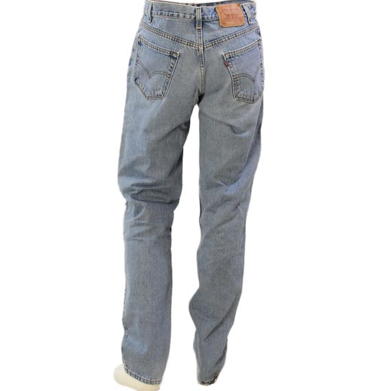 90s Vintage Levis 550 Light Wash Jeans Mens 33x32 Relaxed Fit