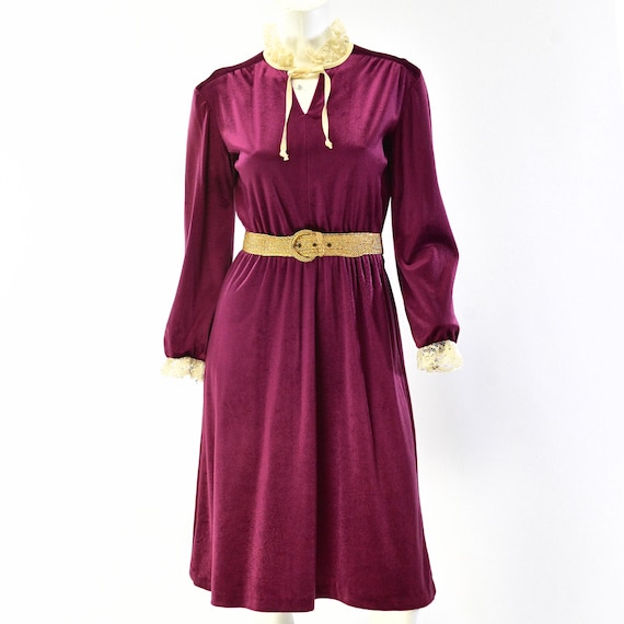 strapless open back dress Leah Puff Sleeve Velvet Dress main image 0