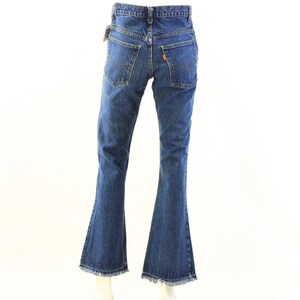 70s Vintage Levi's Bell Bottoms Women's 0 Dark Stone Wash Hippie Boho Raw Edge 31" Inseam Orange Tab Flare Jeans High Rise High Waist Jeans Bild 4