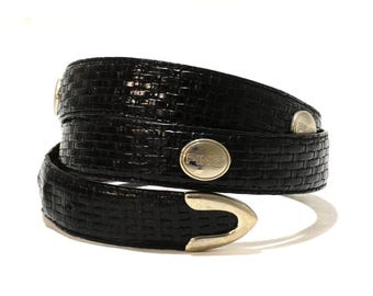 WCM NEW YORK BLACK GENUINE ITALIAN CALFSKIN LEATHER BELT 2-TONE BUCKLE – SIZE M WCM New York Genuine Italian Calfskin Belt Black Gold Tone  main image 4