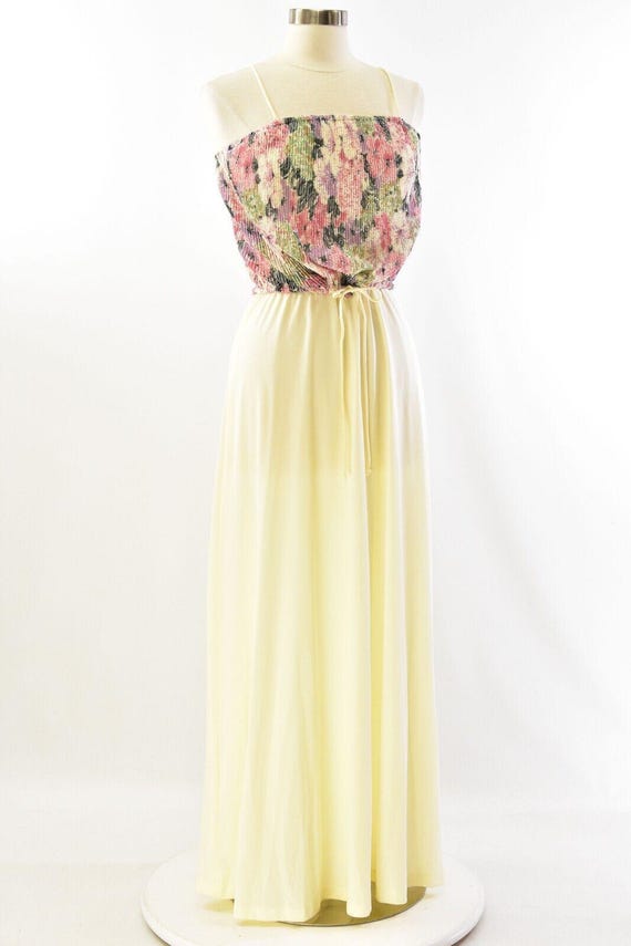 strapless open back dress Black Pleated Maxi Dress