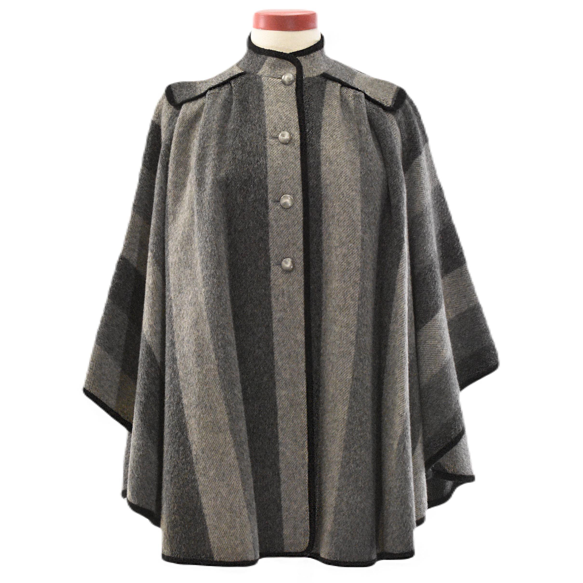 小物 vintage cape design rubberized over coat 60s Vintage 100% Wool Military Style Cape Coat Womens L Gray Black