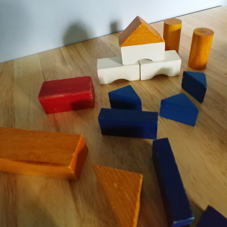 Primary Colored Wooden Building Blocks Vintage Toys 31 Educational