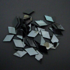 200 pieces, Mosaic Diamond Shaped Gray mirror glass tiles, 1 x 2 cm, 1.8 mm thick.