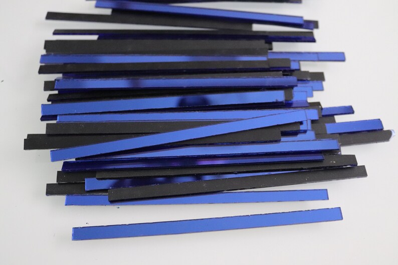 50 # Mosaic Royal Blue Mirror Tiles Triangular approx 1 x 1 x 1,5 cm