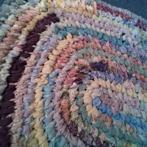 Pastels oval rag rug. Chambray finishing row. Amish toothbrush knotted. Machine wash & dry Bed, kitchen, entry, bath, nursery. image 2