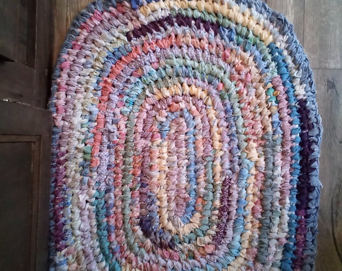 Finishing Rag Rugs Pastels Oval Rag Rug. Chambray Finishing Row. Amish Toothbrush Knotted ...