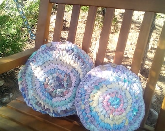 Larger round throw pillow cover in pastels. Toothbrush knotted. Machine Washable! Matches rag rug listed.