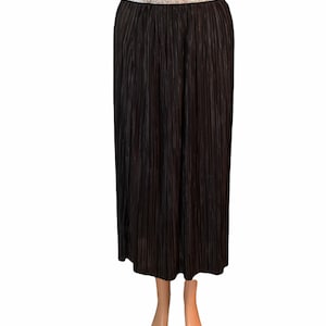 Black pleated jersey skirt