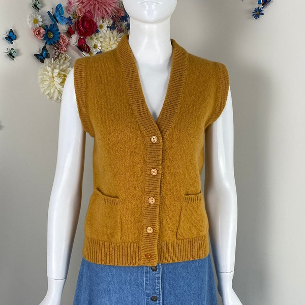 Vintage 60s Mustard Yellow Wool Sweater Vest With Pockets - 1960s Sleeveless Jumper - Casual Preppy Day Wear - S/M