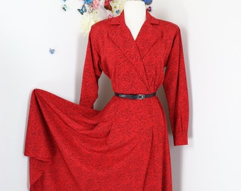 Vintage 1980s Red Shirt Dress - Secretary Day Dress LIZ CLAIBORNE - Leaf Print Midi Full Flare Skirt Dress - S/M