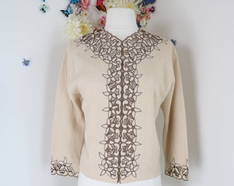 1950s Dye Cut Cardigan Sweater - DOREEN LOH Vintage 50s Floral Dye Cut Jumper - Rockabilly Pin-up Sweater - Medium
