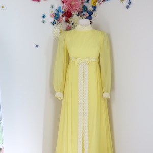 Vintage Yellow Evening Dress 1970s Chiffon & Lace Hostess Gown Edwardian Hippie Boho Summer Garden Wedding Formal Dress - XS/S