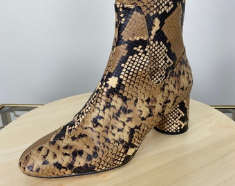 Zara snake cheap print booties