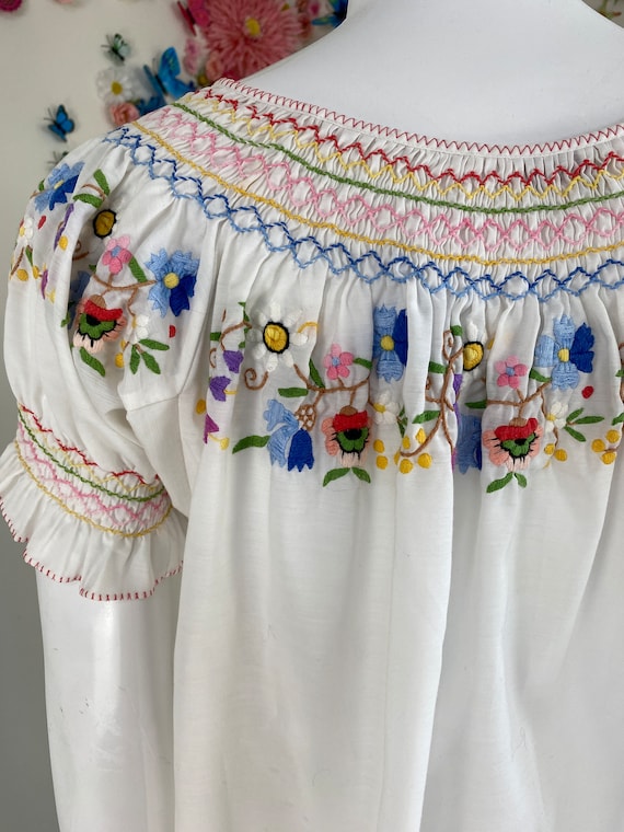 1960s Embroidered Folkloric Peasant Blouse - Trad… - image 3