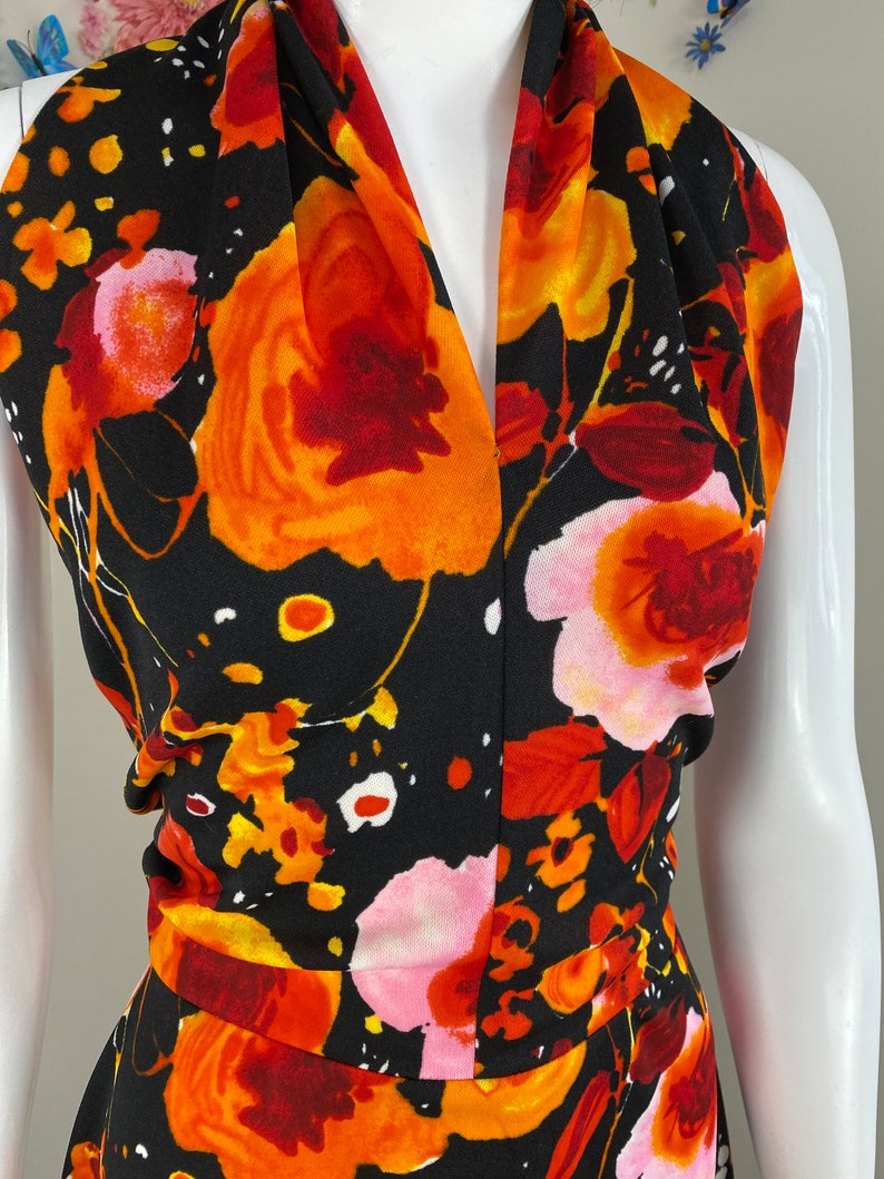 70s Floral Halter Maxi Dress By WMG Junior Original Vintage 1970s Hostess Evening Cocktail Party Summer Garden Party Dress XS image 4