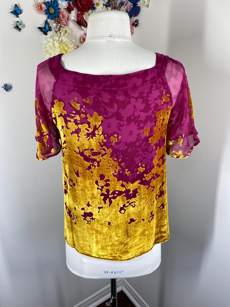 Y2K Velvet Silk Blouse ANTHROPOLOGIE Top Romantic Pink Gold Evening Short Sleeve Boho Blouse Party Elegant Date Night Top - XS/S image 8