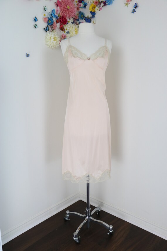 Vintage 60s 70s Peach Slip Lingerie - KAYSER Sexy