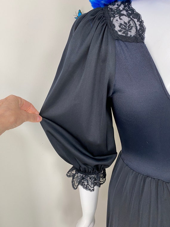 OLGA Black Lace Nightgown Lingerie - Vintage 1980… - image 5