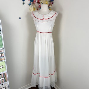 Peignoir chemise de nuit lingerie déshabillé vintage des années 1960 blanc semi-transparent en mousseline de soie à volants pyjama cadeaux pour la Saint-Valentin pour elle - S/M/L