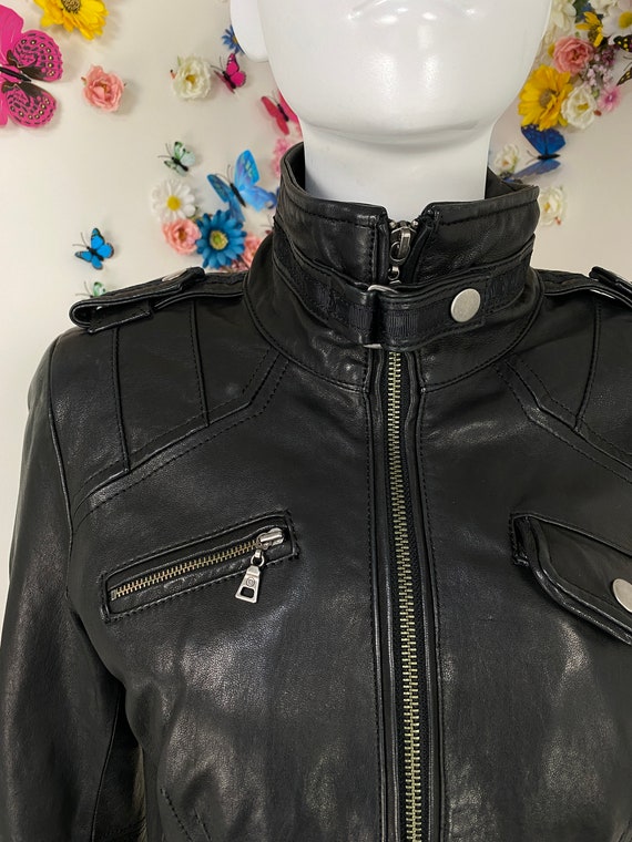 Y2K Fitted Black Leather Moto Jacket (XS)