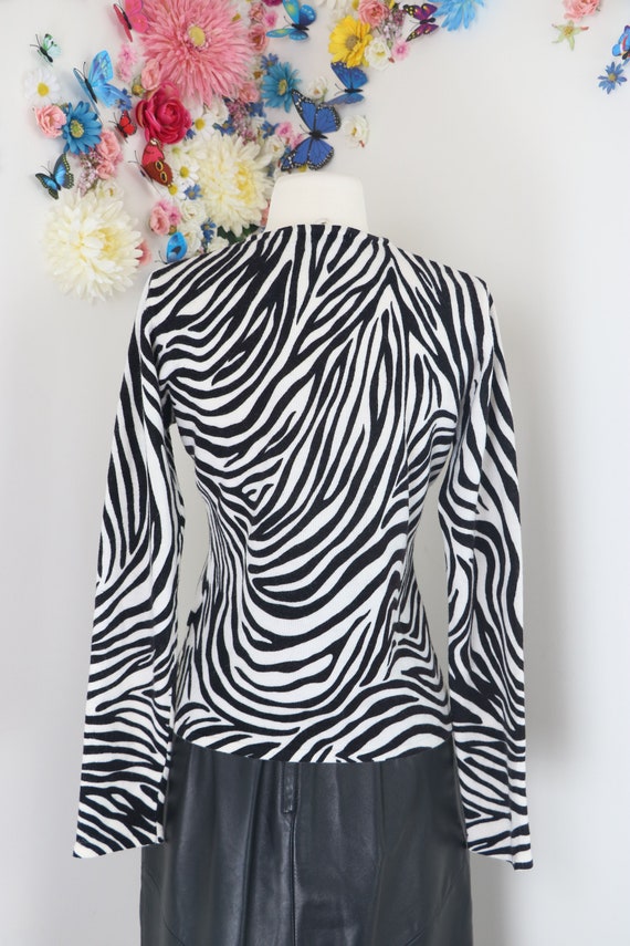 1990s Zebra Striped Sweater - Animal Print Long S… - image 7