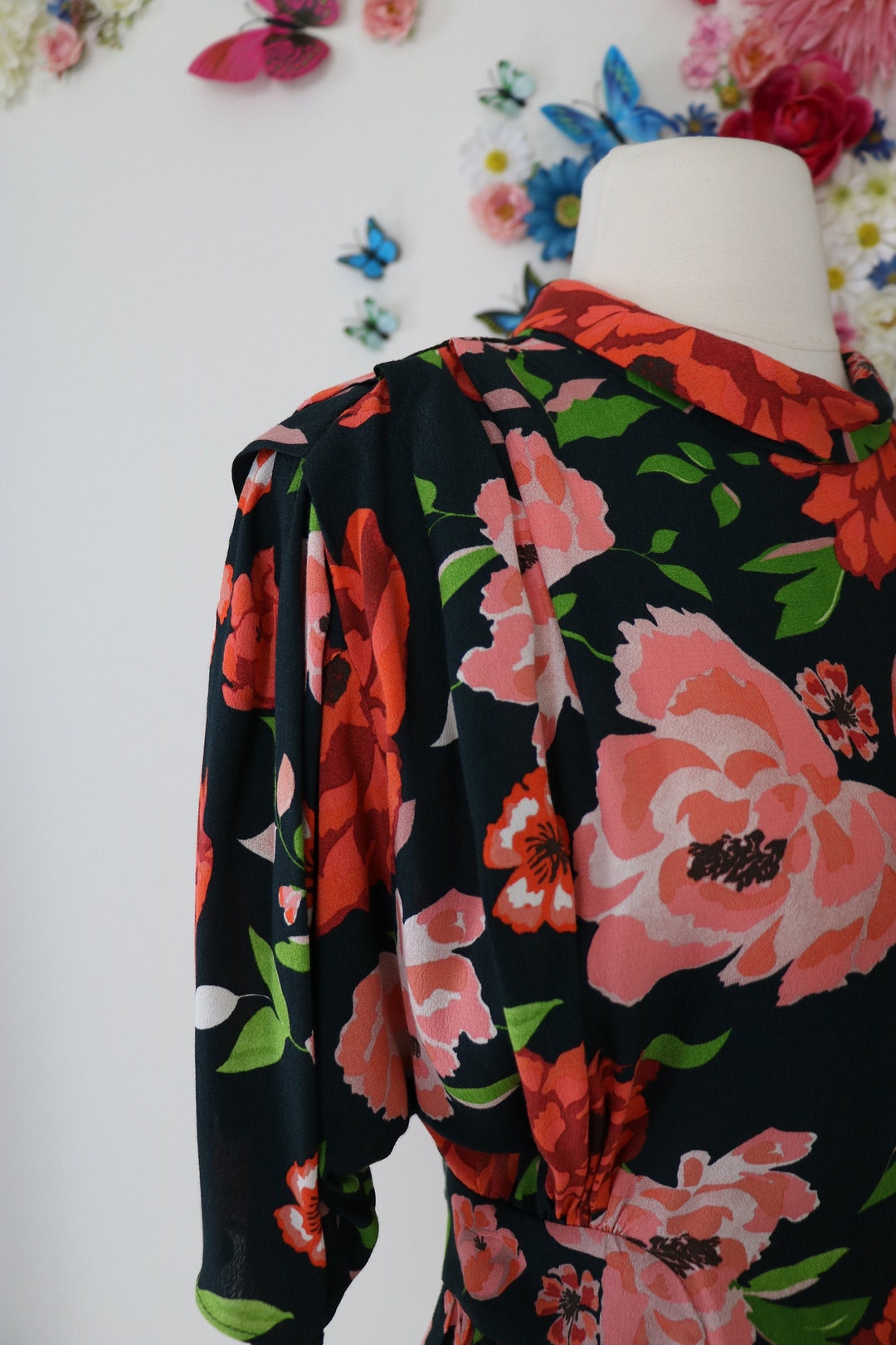 40s Style Vintage Floral Blouse Peach Black Rolled Collar - Etsy