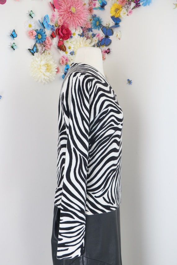 1990s Zebra Striped Sweater - Animal Print Long S… - image 6