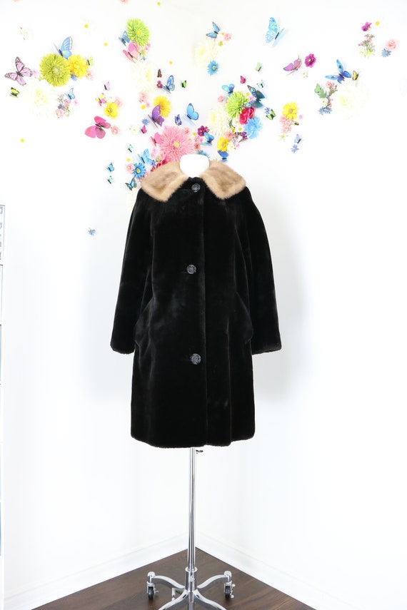 Classic 1950s 60s Vintage Swing Coat - Faux Fur Tr