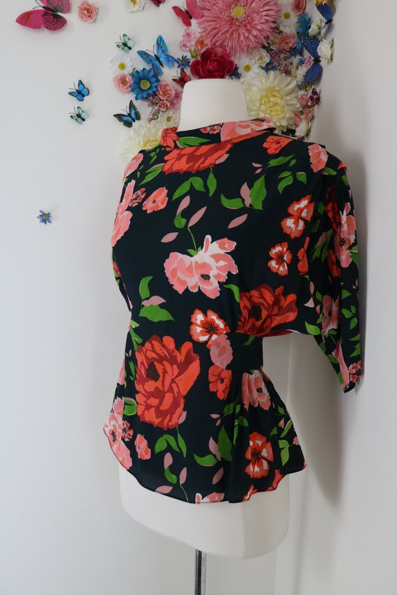 40s Style Vintage Floral Blouse - Peach Black - R… - image 5