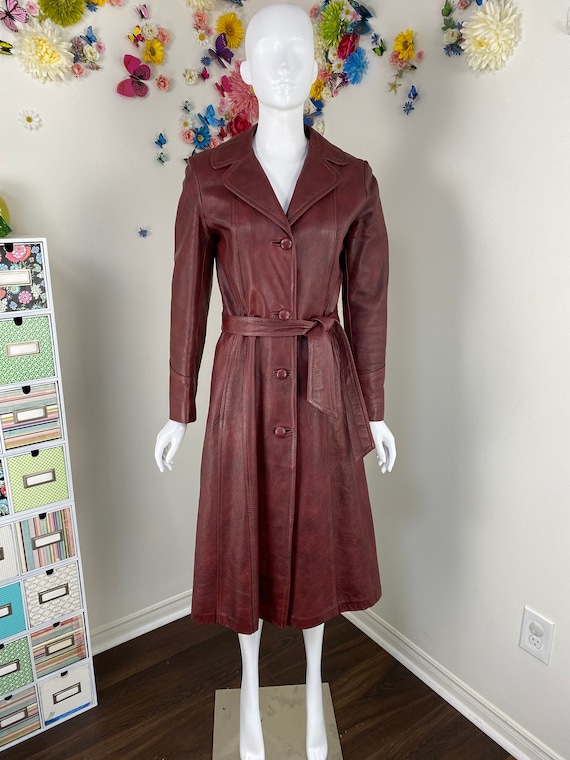 70s Burgundy Leather Trench Coat With Belt - 1970… - image 1