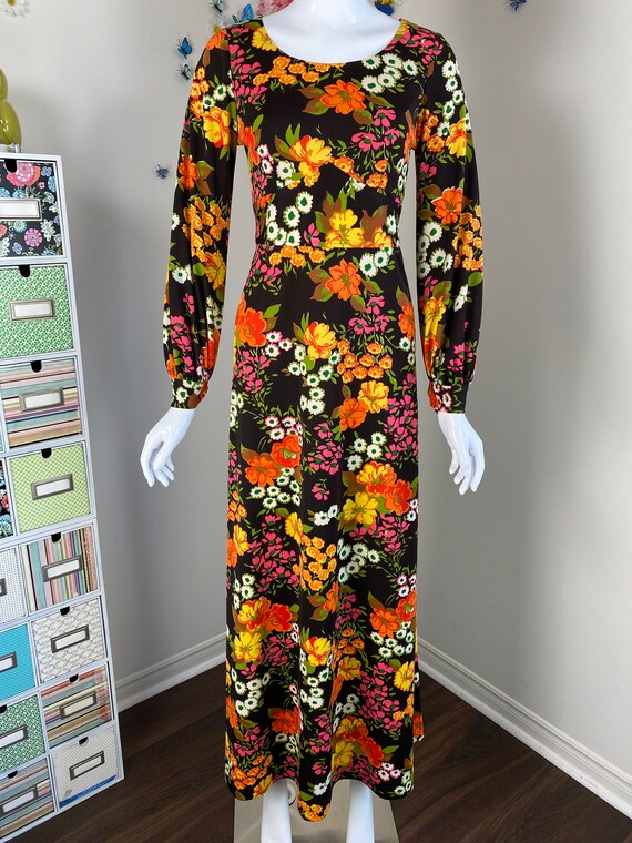 70s Floral Print Maxi Dress - Vintage 1970s Groov… - image 8