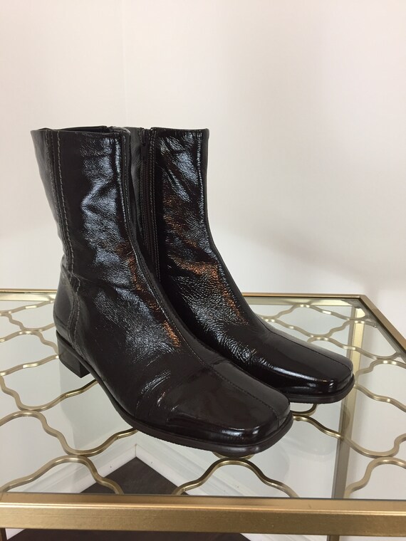 la canadienne patent leather boots