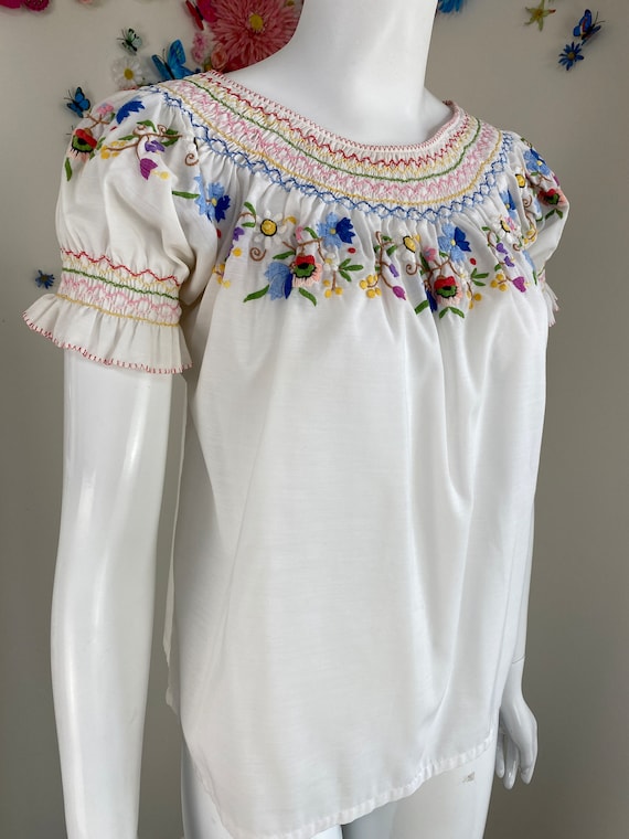 1960s Embroidered Folkloric Peasant Blouse - Trad… - image 6