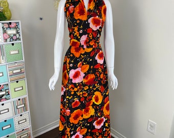 70s Floral Halter Maxi Dress By WMG Junior Original - Vintage 1970s Hostess Evening Cocktail Party Summer Garden Party Dress - XS