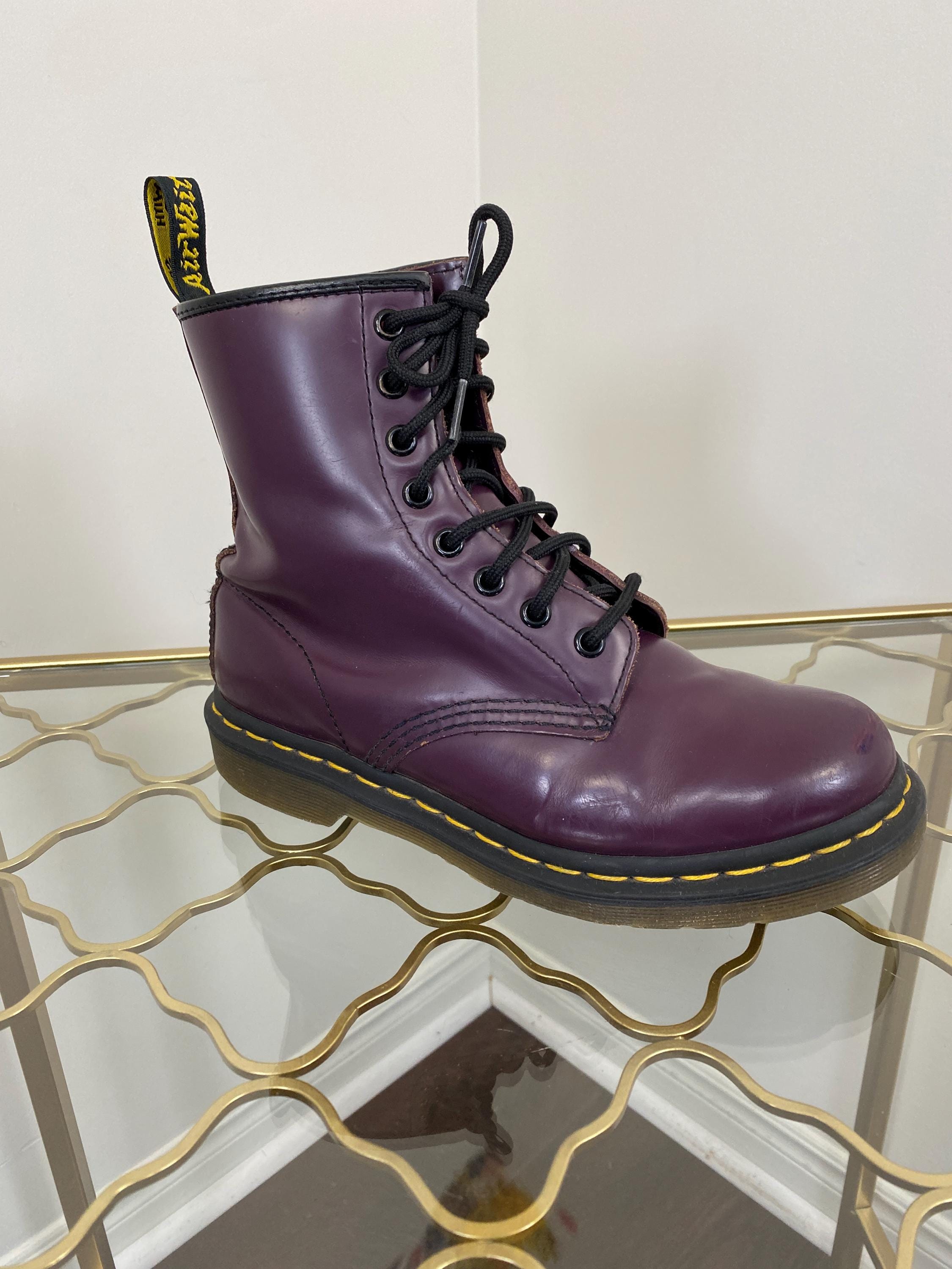 Vintage Dr. Martens Boots 90s Purple Docs Leather Lace up  display picture 1