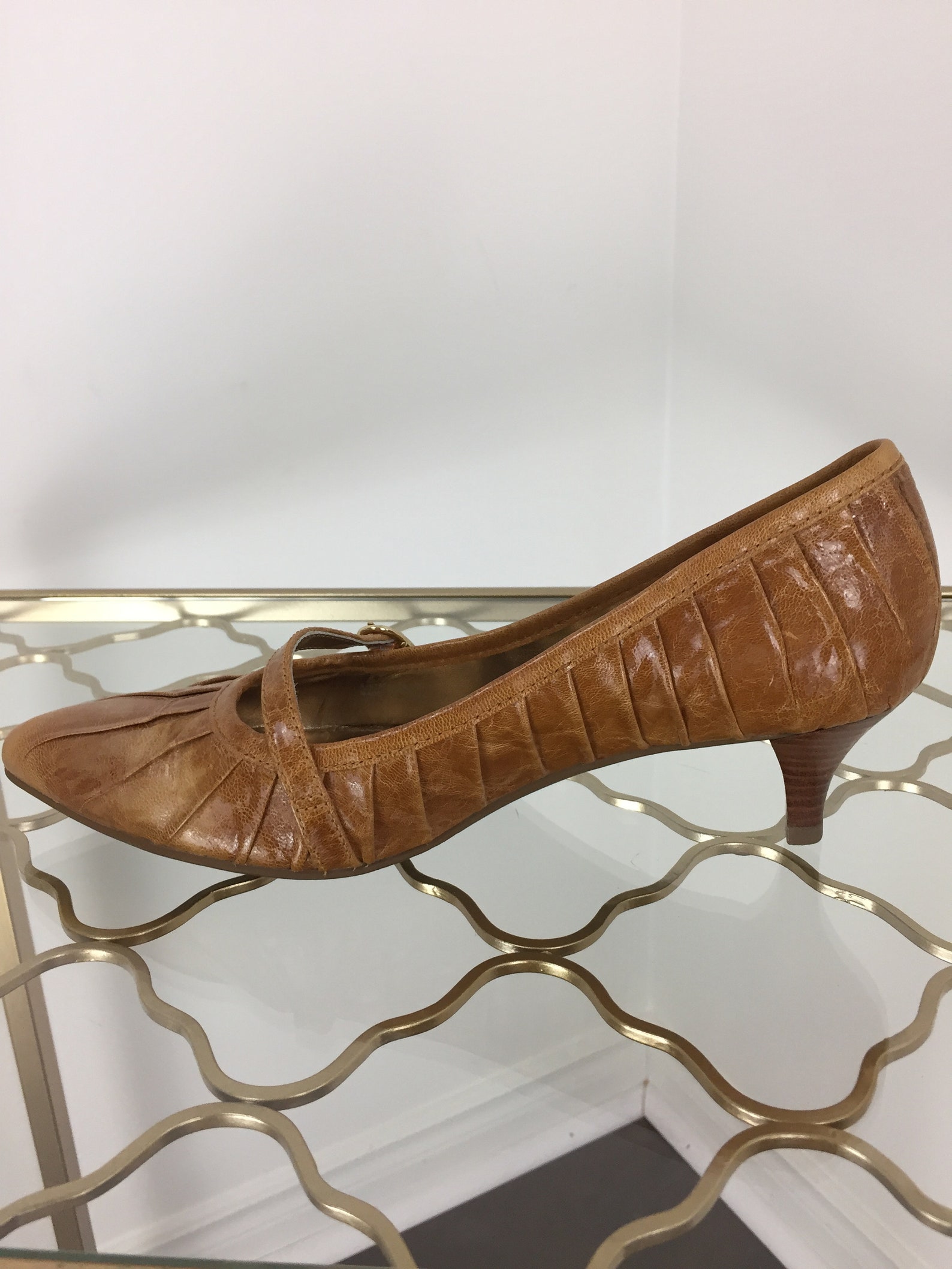 Vintage 1990s Brown Kitten Heel Pumps Ecco Low Heel Front Buckle With
