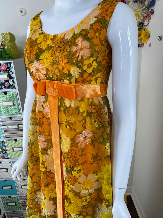 60s 70s Hostess Dress - Vintage 1960s Yellow Flor… - image 4