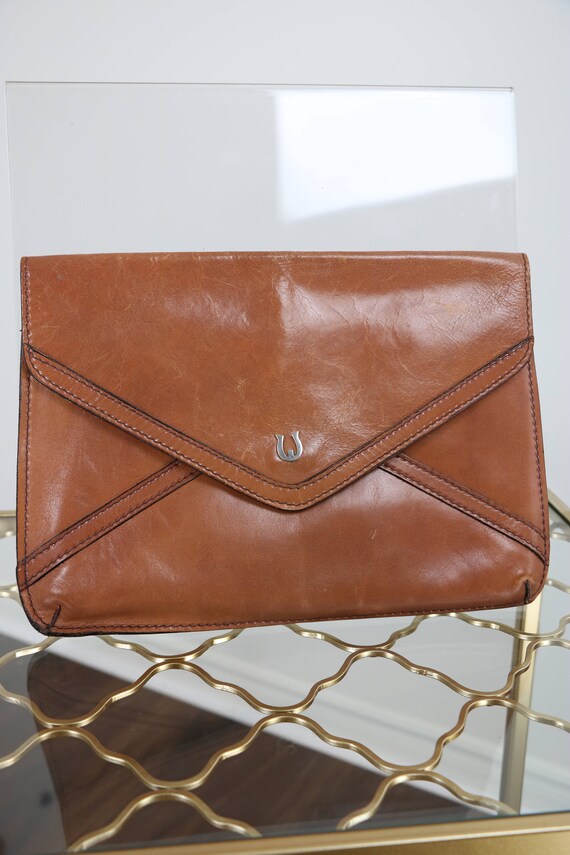 Vintage 1970s Horseshoe Leather Clutch - Purse Han