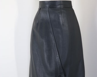 Vintage 80s 90s Black Leather Skirt - Small 26" Diagonal Pencil Skirt - Pinup Rocker - Clubbing Date Night Party