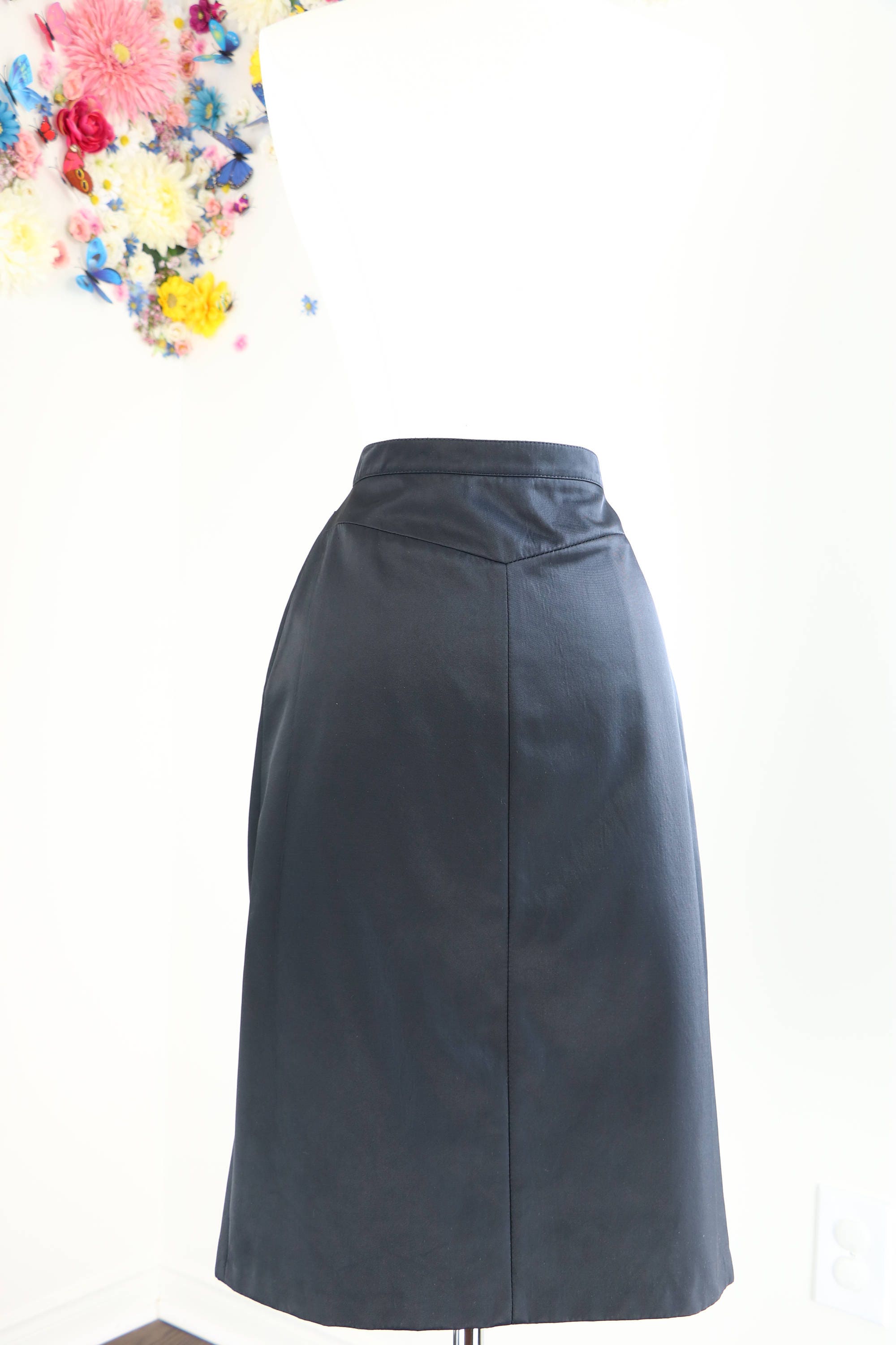 スカート Fendi Black Crepe Skirt 1990s Black Fendi Skirt Designer Beaded Embellished A-line