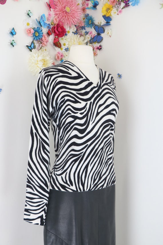 1990s Zebra Striped Sweater - Animal Print Long S… - image 2