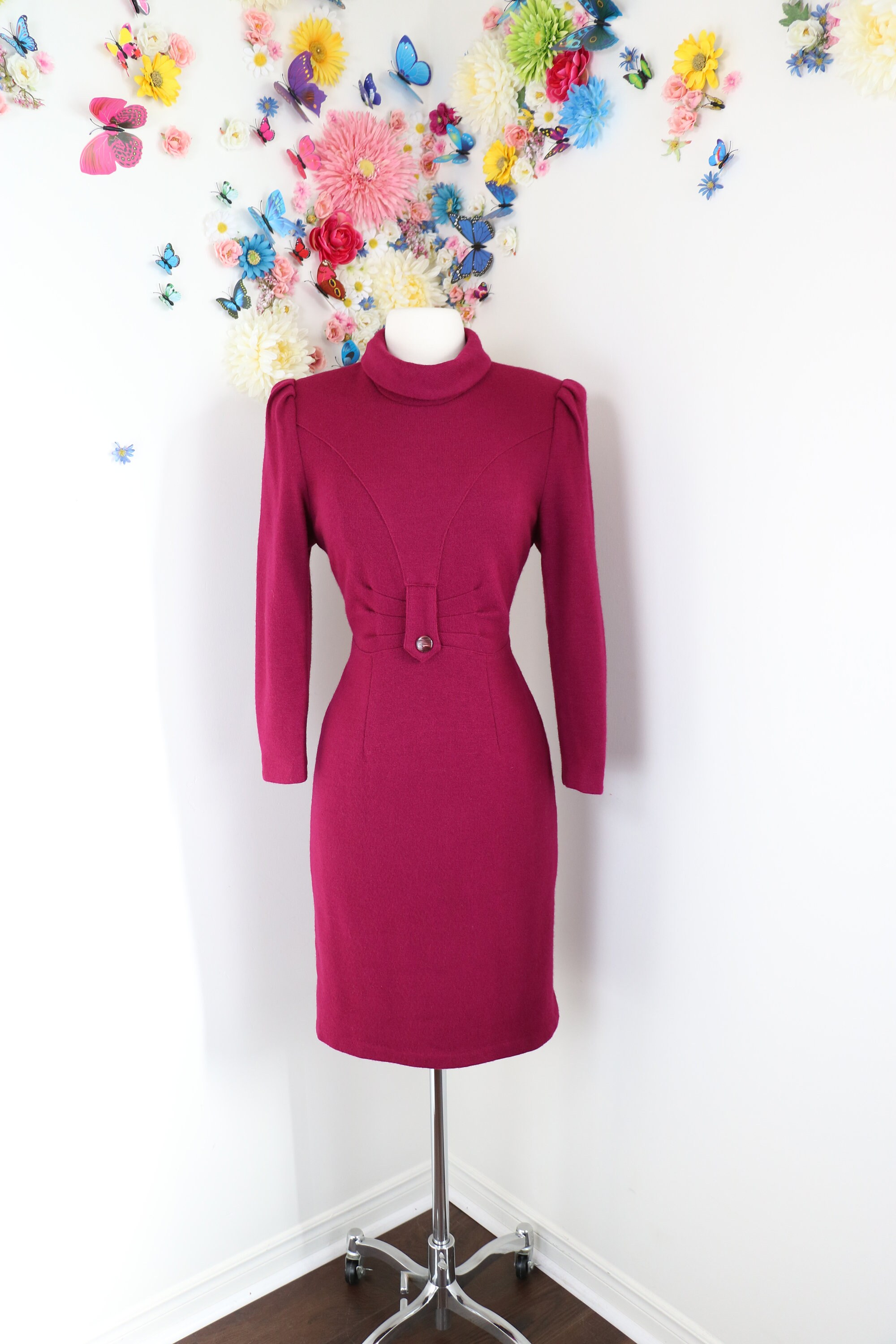 90s Does 60s Burgundy Pink Sweater 