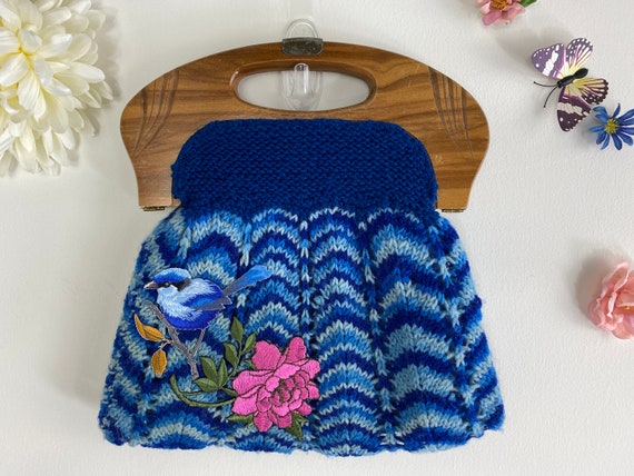 Hand Knit Wool Purse Handbag With Wood Handle - V… - image 6