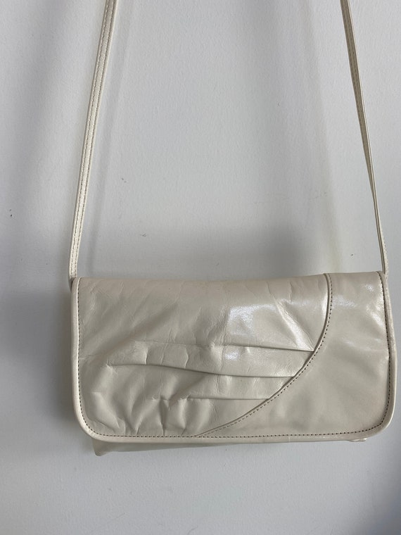 Vintage 1980s Ivory Handbag - Leather Shoulder Ba… - image 2